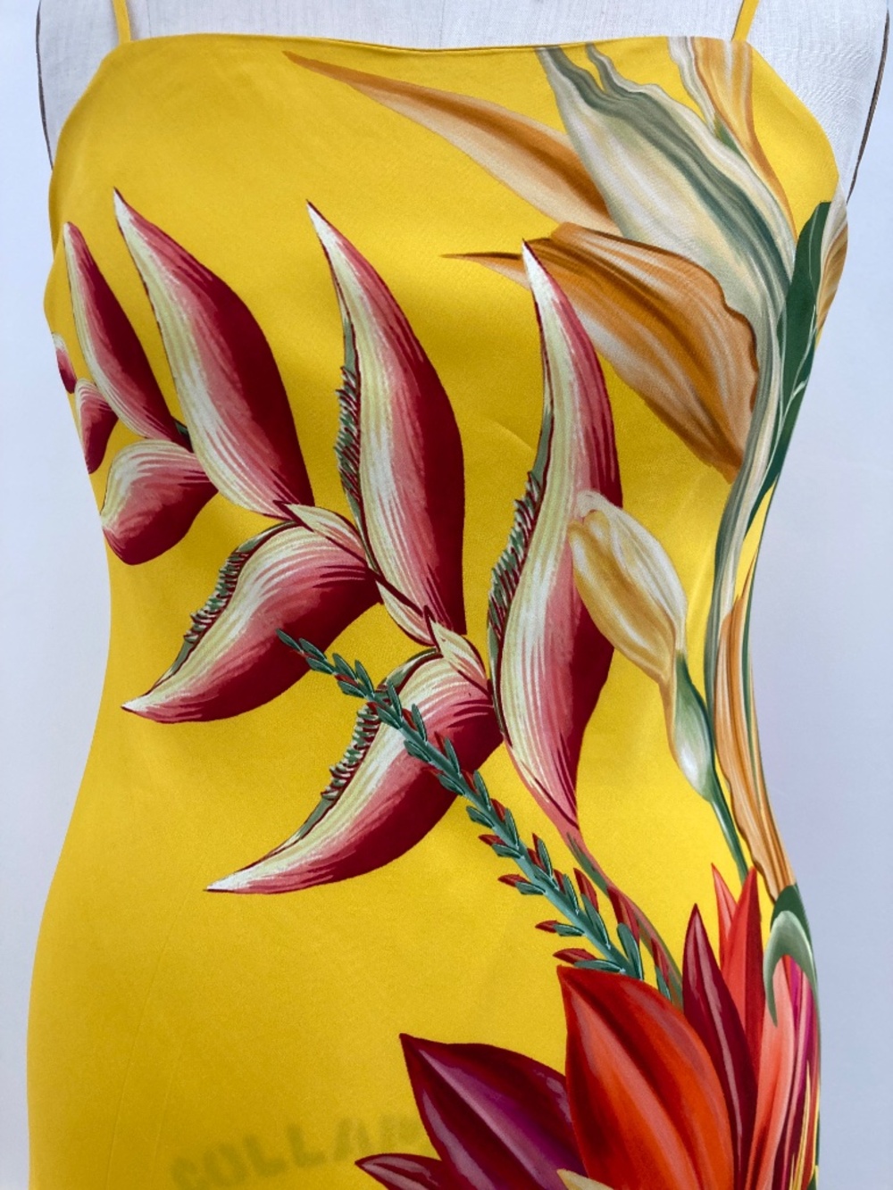 NWT Farm Rio Yellow Tropical Print Bias Dress Size M - Picture 6 of 13